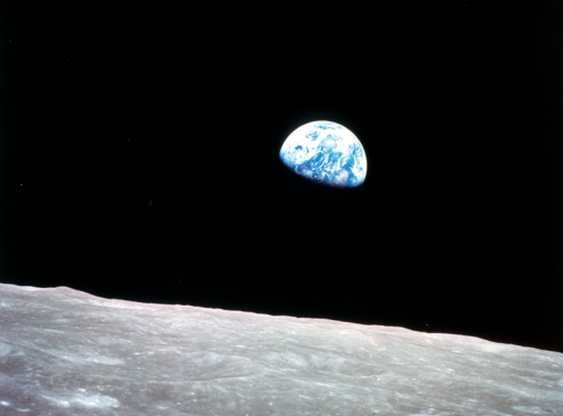 Una de las primeras fotos de la Tierra capturada durante el programa Apolo
