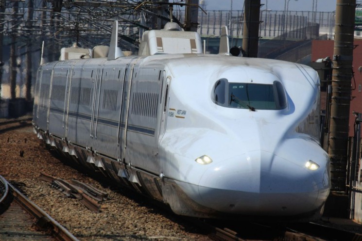 Por qué cada vez más turistas se están alejando de Tokio, Osaka y Kioto 3 shinkansen