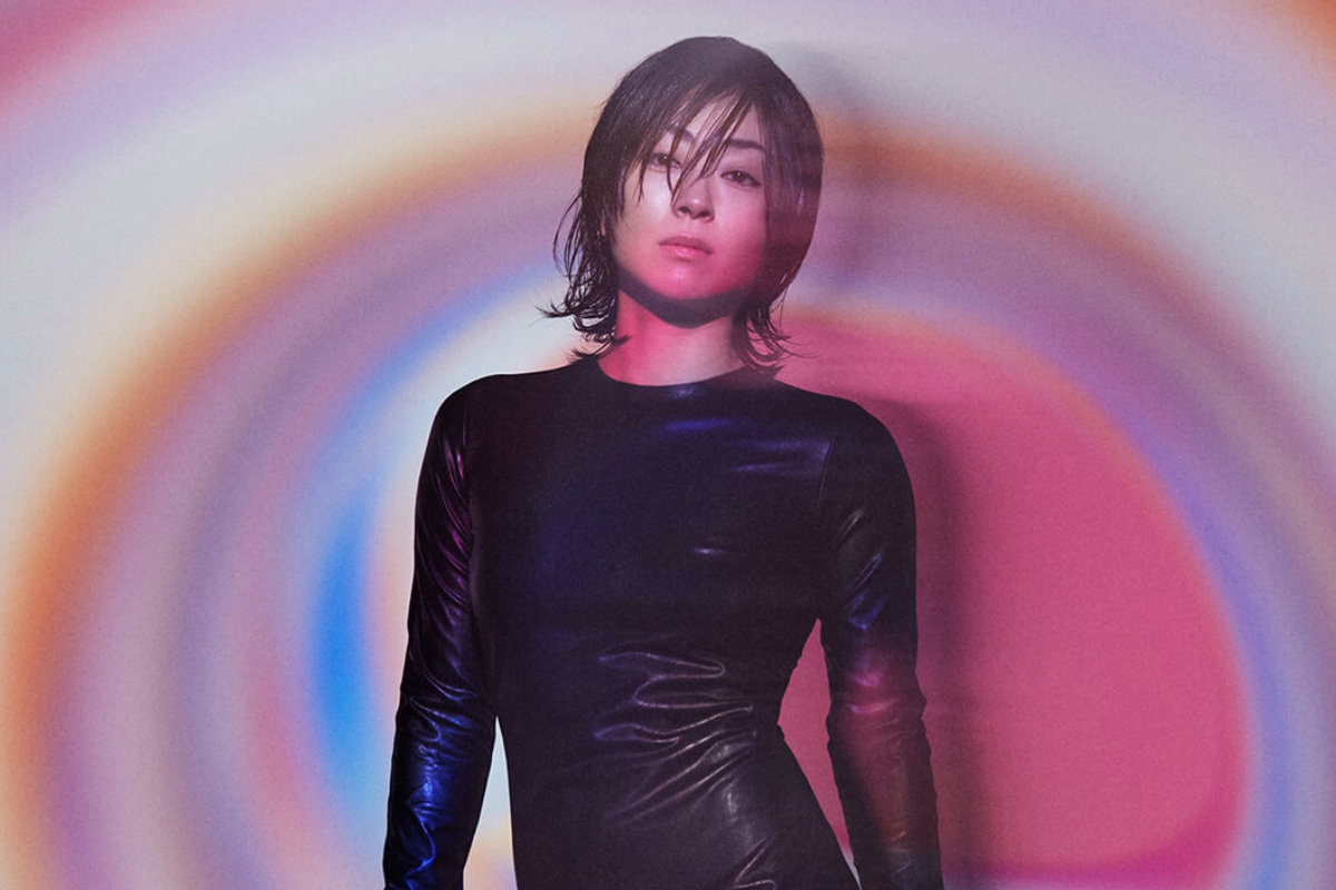 Utada Hikaru lanza su primer álbum de grandes éxitos: «Science Fiction»