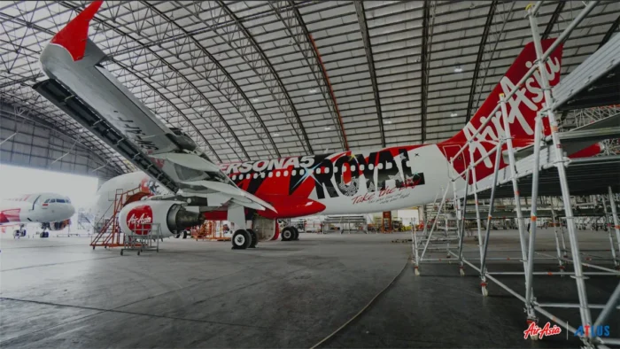 avión con livery del persona5 