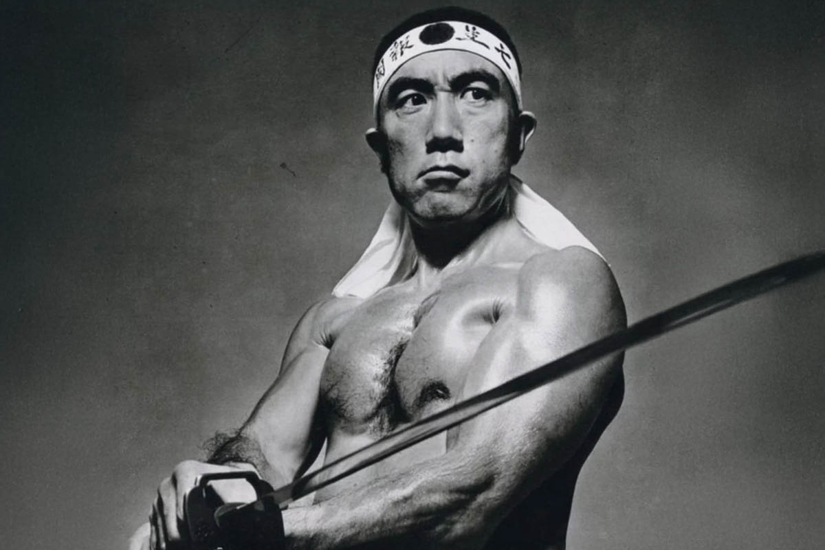 Yukio Mishima, vida y muerte del escritor que se convirtió en el último ...